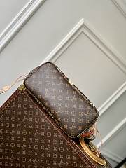 Louis Vuitton LV Neverfull MM Superflat Monogram 31x28x14cm - 2