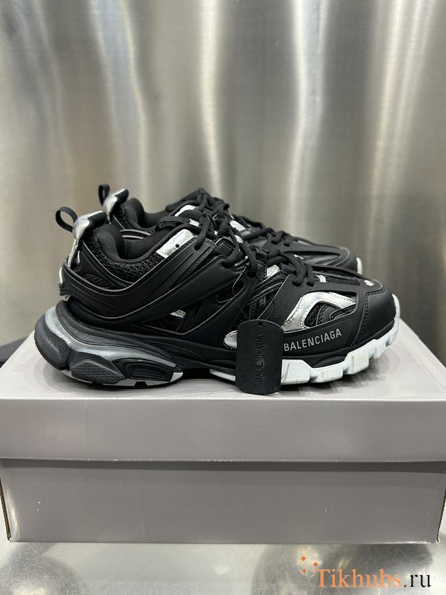 Balenciaga Track Black Sneaker - 1