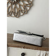 Chanel Flap Bag Medium Iridescent Silver Lilac Lambskin 25cm - 2