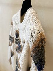 Chanel White Sweater 02 - 5