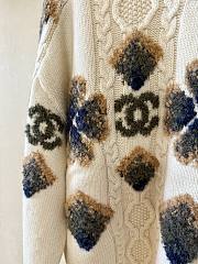 Chanel White Sweater 02 - 2