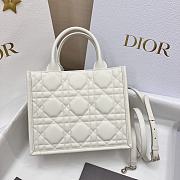 Dior Small Book Tote White Macrocannage 26.5 x 21 x 14 cm - 2