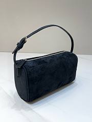 The Row 90s Small Suede Tote Black 19.5x10x8cm - 4