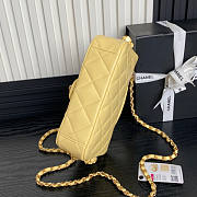 Chanel Flap Bag With Top Handle Yellow 22x23.5x6cm - 5
