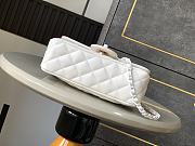 Chanel Top Handle Bag White Lambskin 20x12.5x6cm  - 5