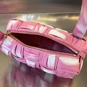 Bottega Veneta Brick Cassette Shoulder Bag Pink 23x10.5x10cm - 4
