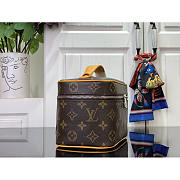 Louis Vuitton LV Nice Mini Cosmetic Bag Yellow 20x13.5x12cm - 3