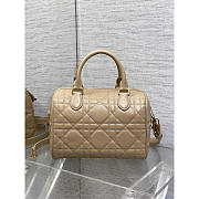 Dior Groove 25 Bag Beige Macrocannage Calfskin 25 x 19 x 16 cm - 3