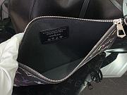 Louis Vuitton LV x TM Carryall Bag Black 39x30x15cm - 4