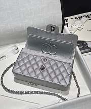 Chanel Flap Bag Caviar Silver 23cm - 2