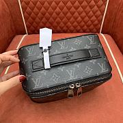 Louis Vuitton LV Toiletry Bag Monogram Black 24x13x13cm - 4