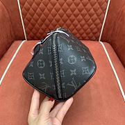 Louis Vuitton LV Toiletry Bag Monogram Black 24x13x13cm - 5
