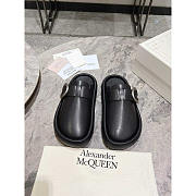 Alexander Mcqueen Arc Geta Sandals Black - 3