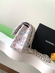 Chanel Flap Bag White 25cm - 3