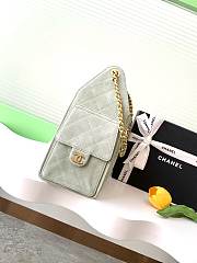 Chanel Cruise 25C Bag Light Green Hobo 30x26x14cm - 3