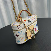 Louis Vuitton LV x TM  Vanity Chain Pouch White 19x11.5x6.5cm - 2