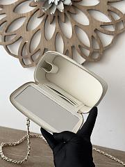 Chanel Vanity Top Handle White Caviar 17x9.5x8cm - 6