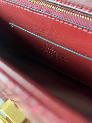 Valentino Garavani Quiltie 67 Medium Shoulder Bag Red 23x17x8cm - 6