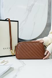 Gucci Marmont Shoulder Bag Brown 24x13x7cm - 2