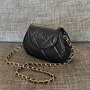 Chanel Vintage Bag Black 22x6.5x14cm - 2