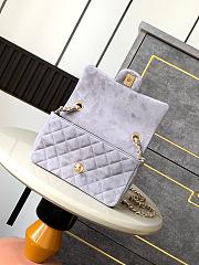 Chanel Flap Bag Light Grey Suede 20cm - 3