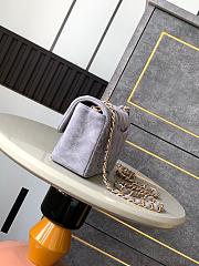 Chanel Flap Bag Light Grey Suede 20cm - 4