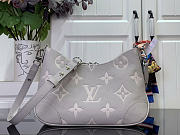 Louis Vuitton LV Boulogne Bag Quartz Gray 29x16x9.5cm - 6