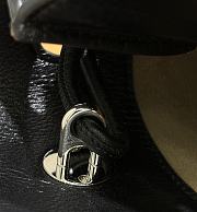 Loewe Pebble Hobo Supple Calfskin Black 27.5x11.5x40cm - 6
