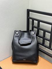 Loewe Pebble Hobo Supple Calfskin Black 27.5x11.5x40cm - 4