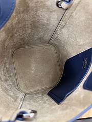 Loewe Pebble Bucket Navy Blue Bag 20x16x16cm - 2
