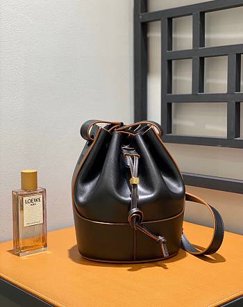 Loewe Balloon Bag Leather Bucket Black 25x18x13.5cm
