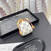 Louis Vuitton LV Key Chain 02 - 3