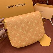 Louis Vuitton LV Montsouris Messenger Bag Yellow 20x17x7cm  - 2