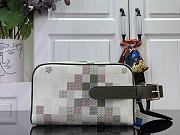 Louis Vuitton LV Locker Dopp Kit D16 Khaki 23x13x12cm - 2
