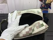 Louis Vuitton LV Locker Dopp Kit D16 Khaki 23x13x12cm - 3