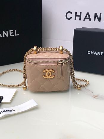 Chanel Mini Vanity Case Pink Lambskin 11x8.5x7cm