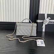 Chanel Vanity Case Grey Caviar 17x19.5x5cm - 5
