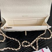 Chanel Top Handle Flap Bag White Caviar Gold 18x14x3cm - 4