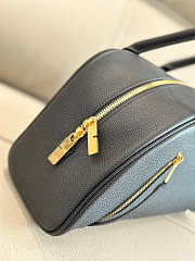Burberry Small Shield Twin Bowling Bag Black 32x12.5x19.5cm - 4