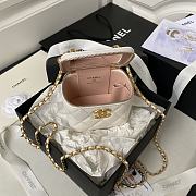 Chanel 24C Mini Vanity Case White Lambskin 11x8.5x7cm - 2