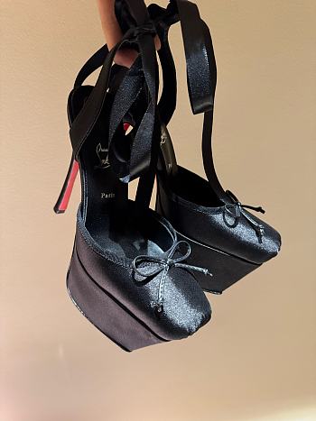 Christian Louboutin Cassia Lace Up Alta 160 mm Black Pumps 