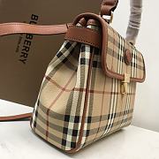 Burberry Handbag 25x20x8cm - 3