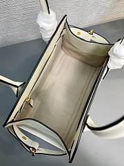 Prada Medium Leather White Tote Bag 32x23.5x16cm - 4