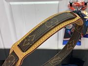 Louis Vuitton LV Monogram Shoulder Bag 20x15x10cm - 5