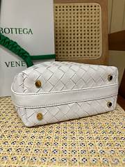 Bottega Veneta Mini Wallace Shoulder Bag White 20x13x9.5cm - 4