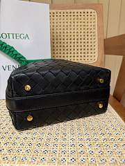Bottega Veneta Mini Wallace Shoulder Bag Black 20x13x9.5cm - 6