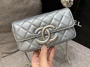 Chanel 23P Flap Bag Silver 18x10x3.5cm - 3