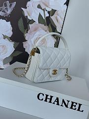 Chanel Mini Flap Bag Handle Caviar Gold White 19x14x4.5cm - 3