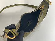 Chloe Banana Bag Green 22x10cm - 3