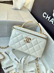 Chanel Vanity Top Handle Lambskin White 17cm - 4